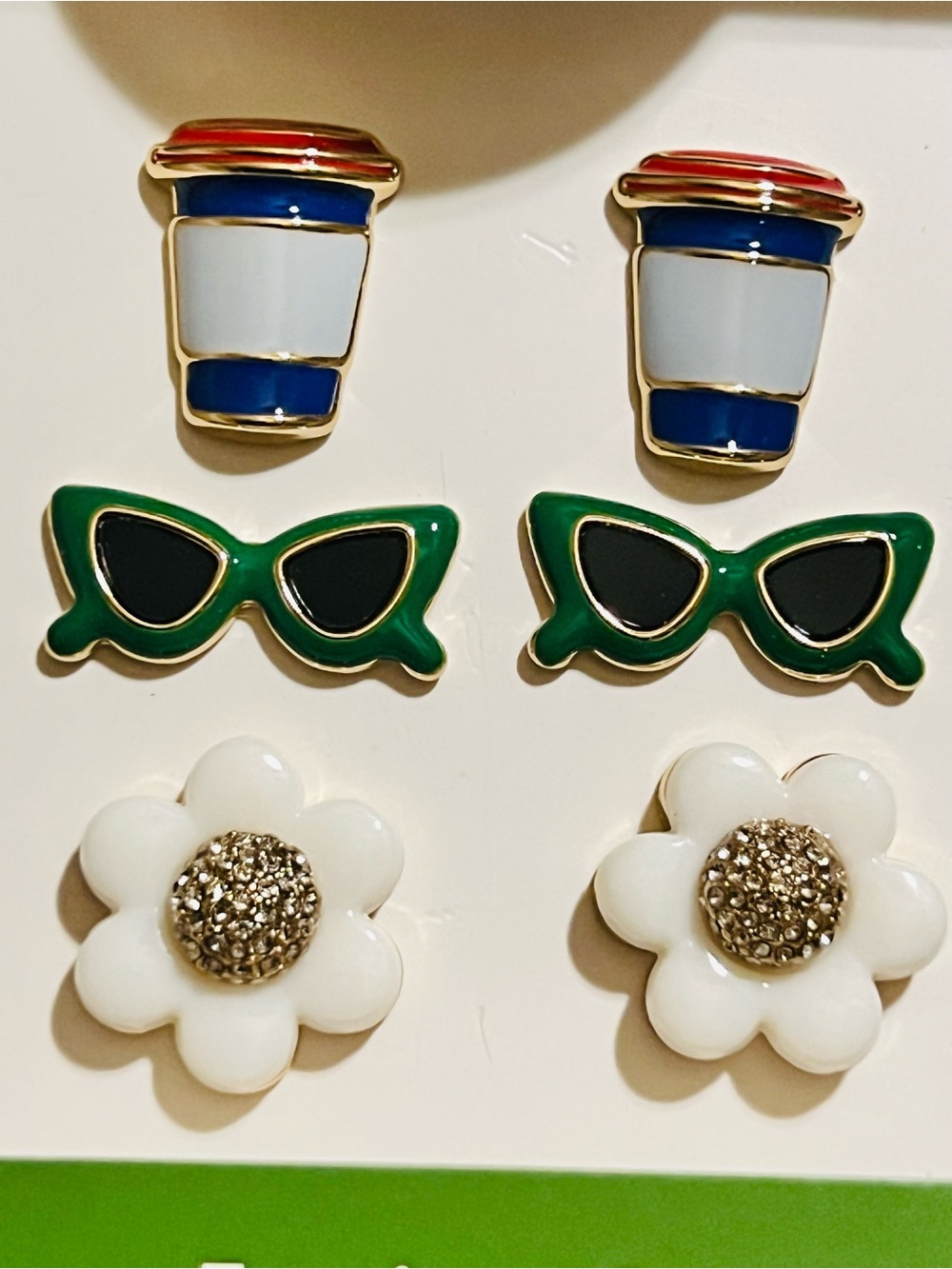 kate spade Sunglasses, Daisy & Cup 3-Pair Earring Set - Green, White, Blue. NWT - Picture 2 of 7